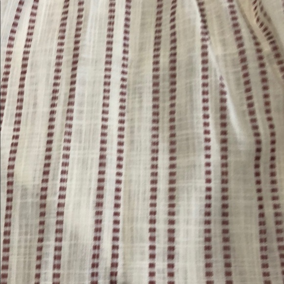 Elizabeth and James Pintuck bib blouse size M - Picture 8 of 9